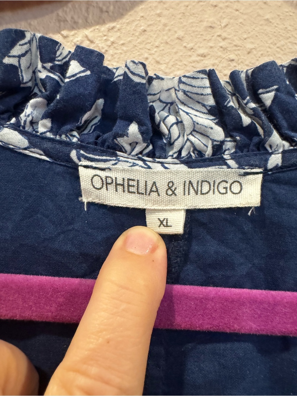 Ophelia & Indigo Floral V-Neck Midi Dress - Navy & White - Picture 4 of 5
